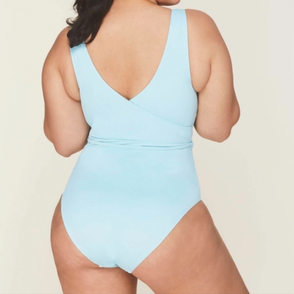 ANDIE The Belmar One Piece - Picture 2 of 4